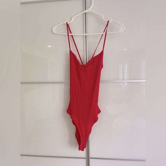 Zara Bodysuit - Picture 1 of 2